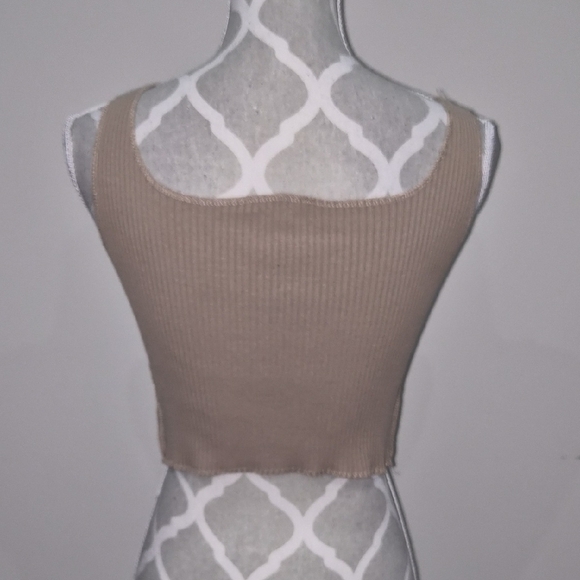 Colorblock Ribbed Tank Top - Picture 4 of 4